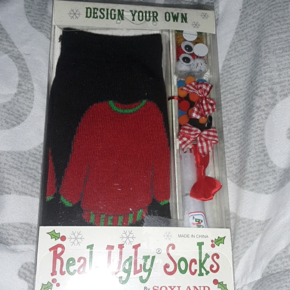 Real ugly sox - Picture 1 of 5